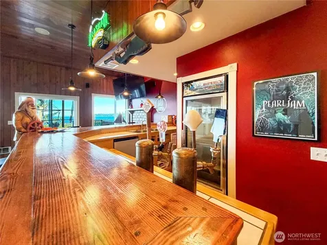 27 M Cascade Drive Hat Island WA 98206