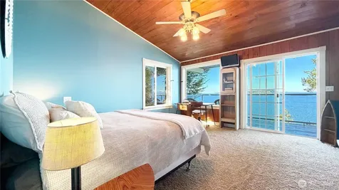 27 M Cascade Drive Hat Island WA 98206