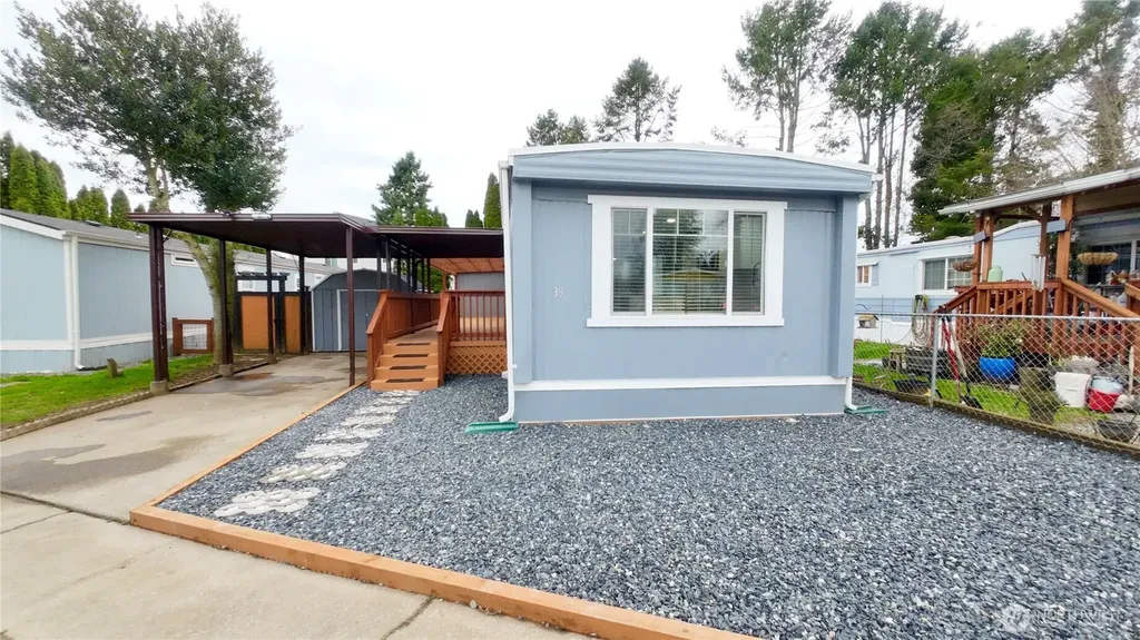 2392 Douglas Road Ferndale WA 98248