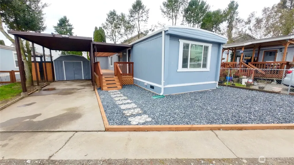 2392 Douglas Road Ferndale WA 98248