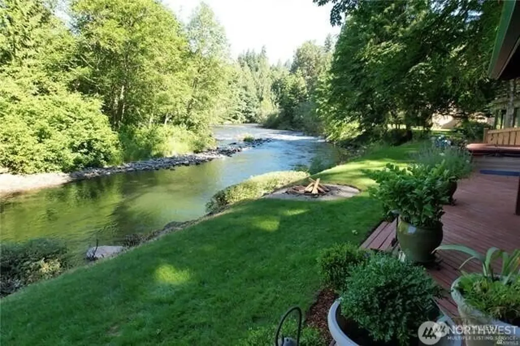 24527 250th Avenue SE Maple Valley WA 98038
