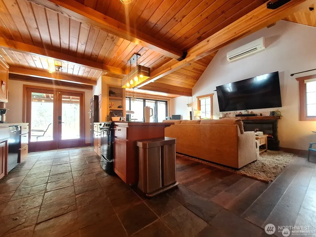 24527 250th Avenue SE Maple Valley WA 98038