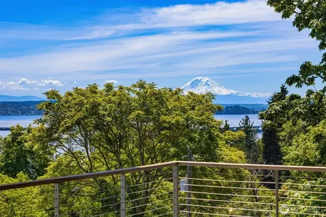 3431 E Superior Street Seattle WA 98122
