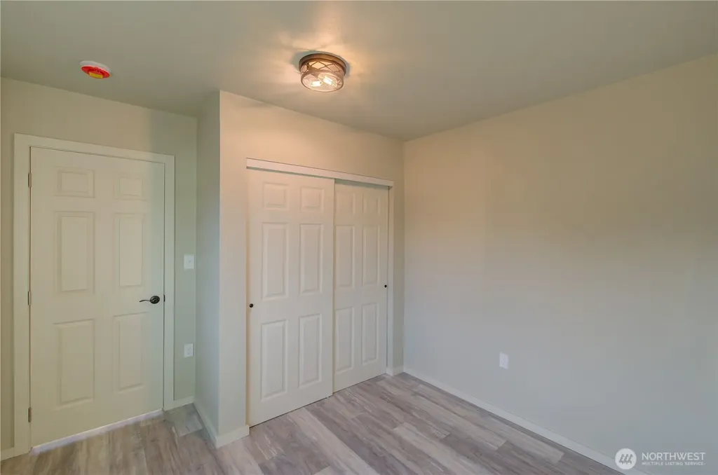 1365 Dolan Street Raymond WA 98577