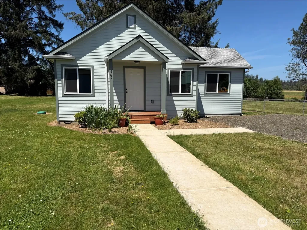 1365 Dolan Street Raymond WA 98577
