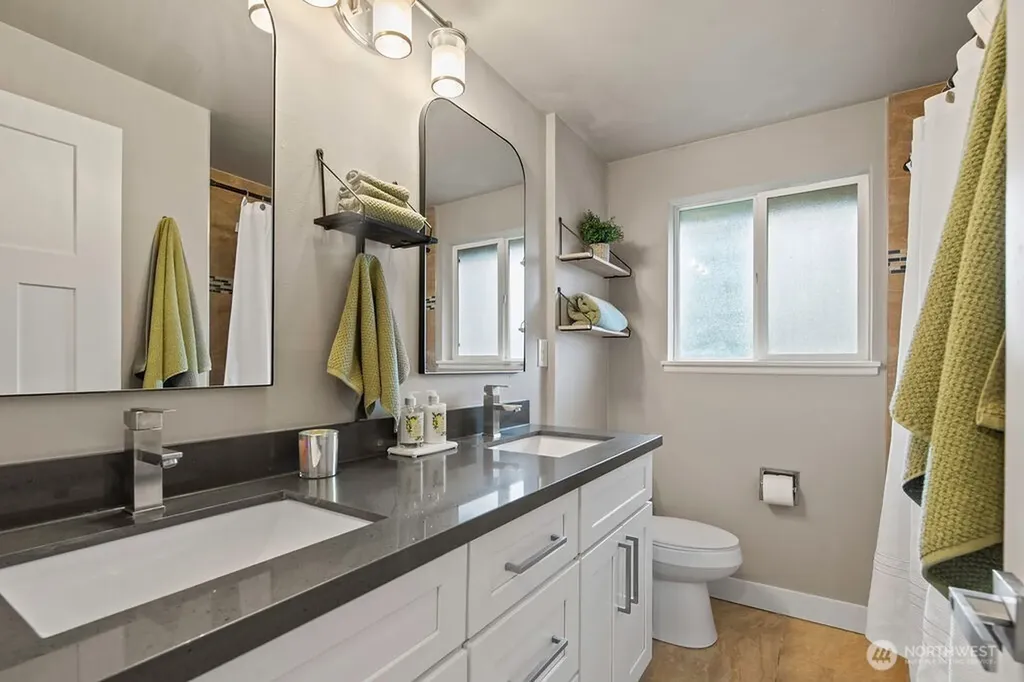 18331 38th Avenue S Seatac WA 98188