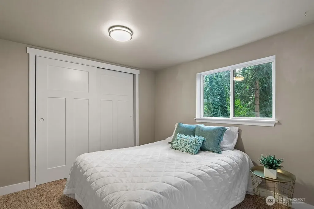 18331 38th Avenue S Seatac WA 98188