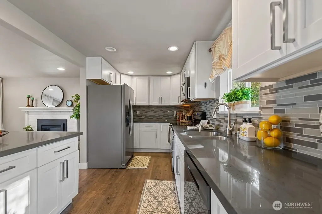 18331 38th Avenue S Seatac WA 98188