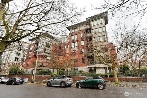 4547 8th Avenue NE Seattle WA 98105