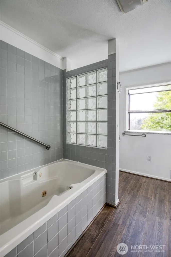 1007 Riverview Drive Aberdeen WA 98520