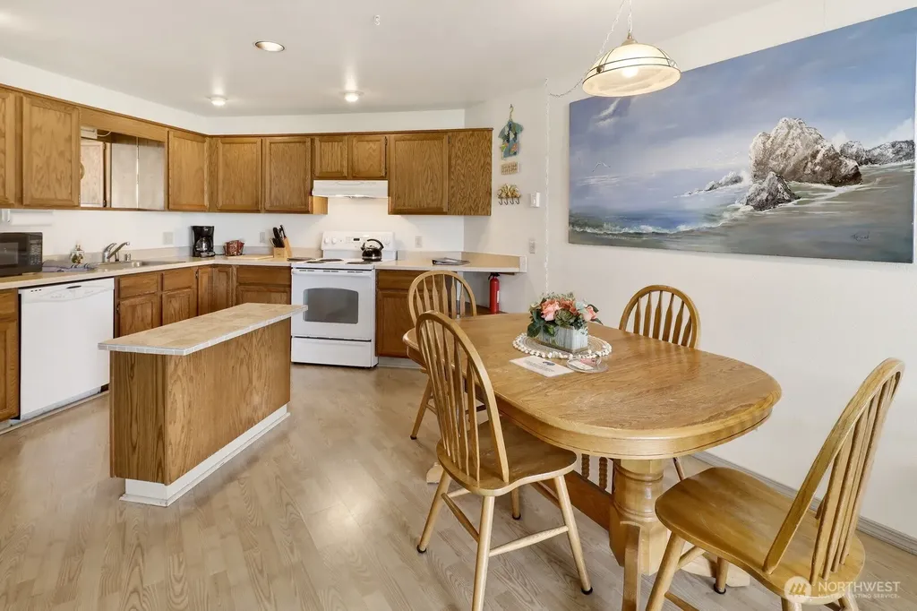 7806 Birch Bay Drive Blaine WA 98230