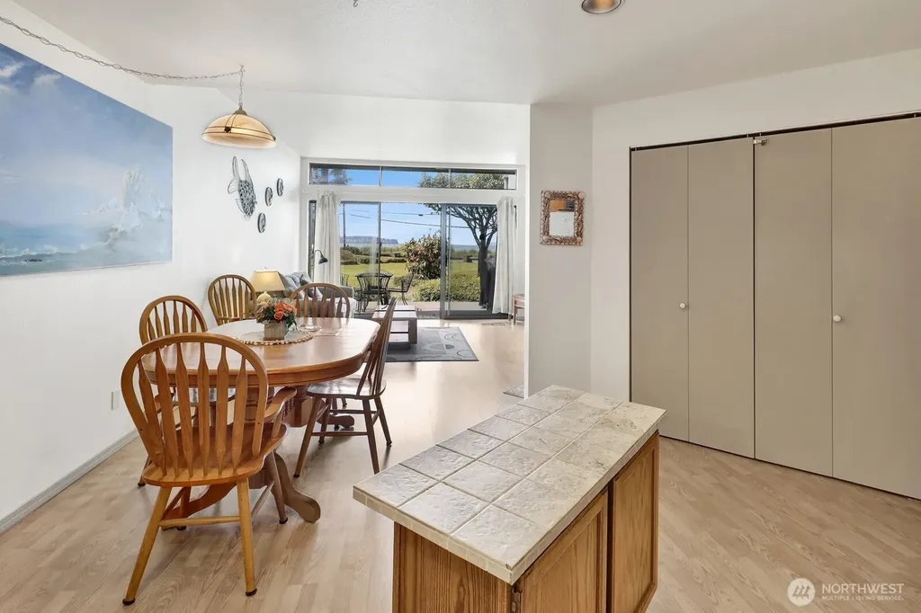 7806 Birch Bay Drive Blaine WA 98230
