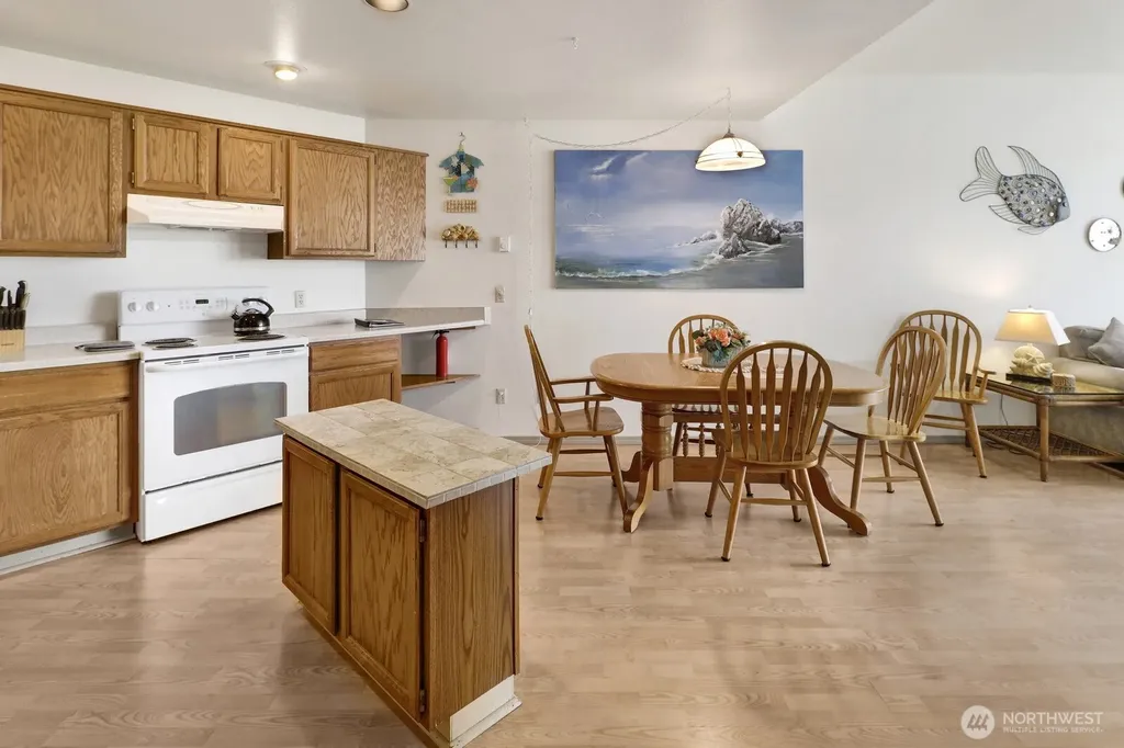 7806 Birch Bay Drive Blaine WA 98230