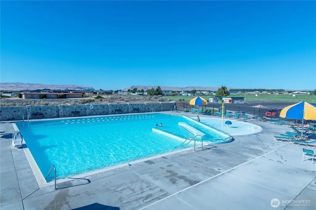 602 Edgewater Way SW Mattawa WA 99349