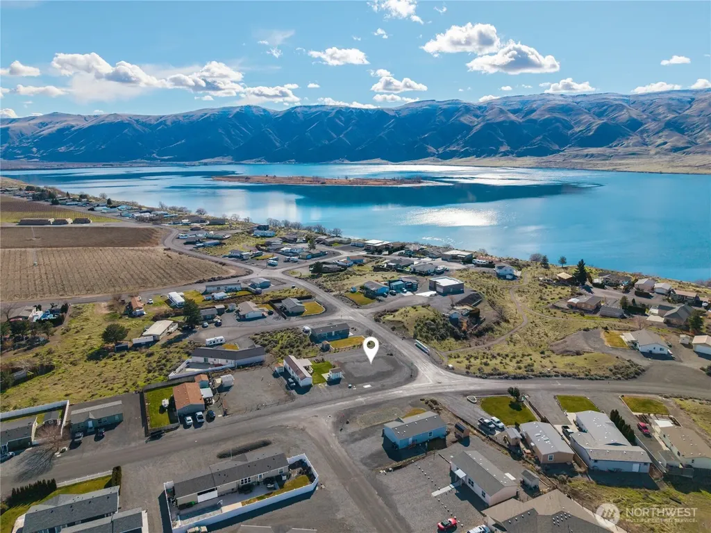 602 Edgewater Way SW Mattawa WA 99349