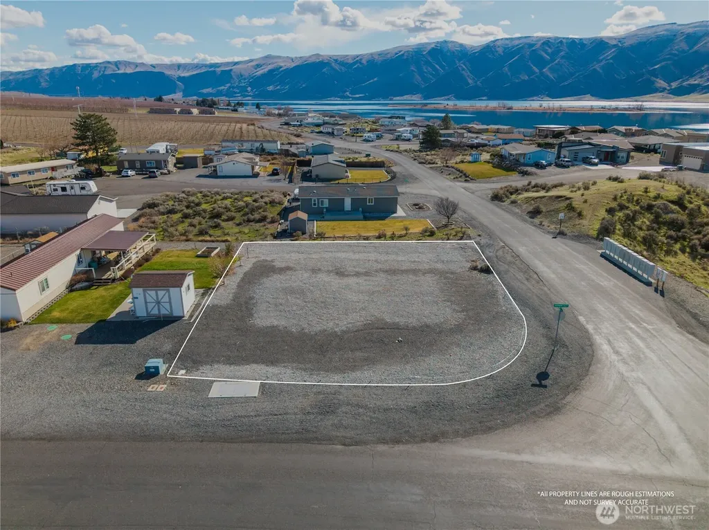 602 Edgewater Way SW Mattawa WA 99349