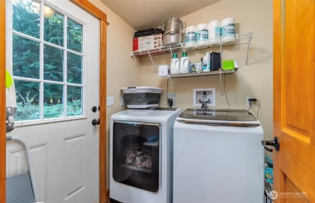 129 Cougar Drive Packwood WA 98361