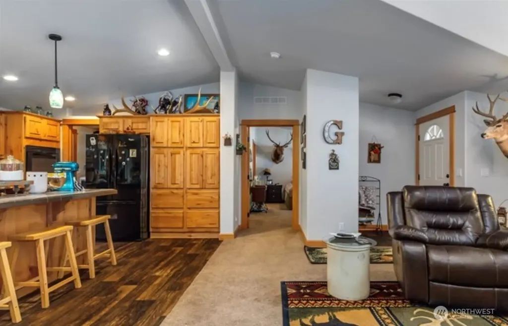 129 Cougar Drive Packwood WA 98361