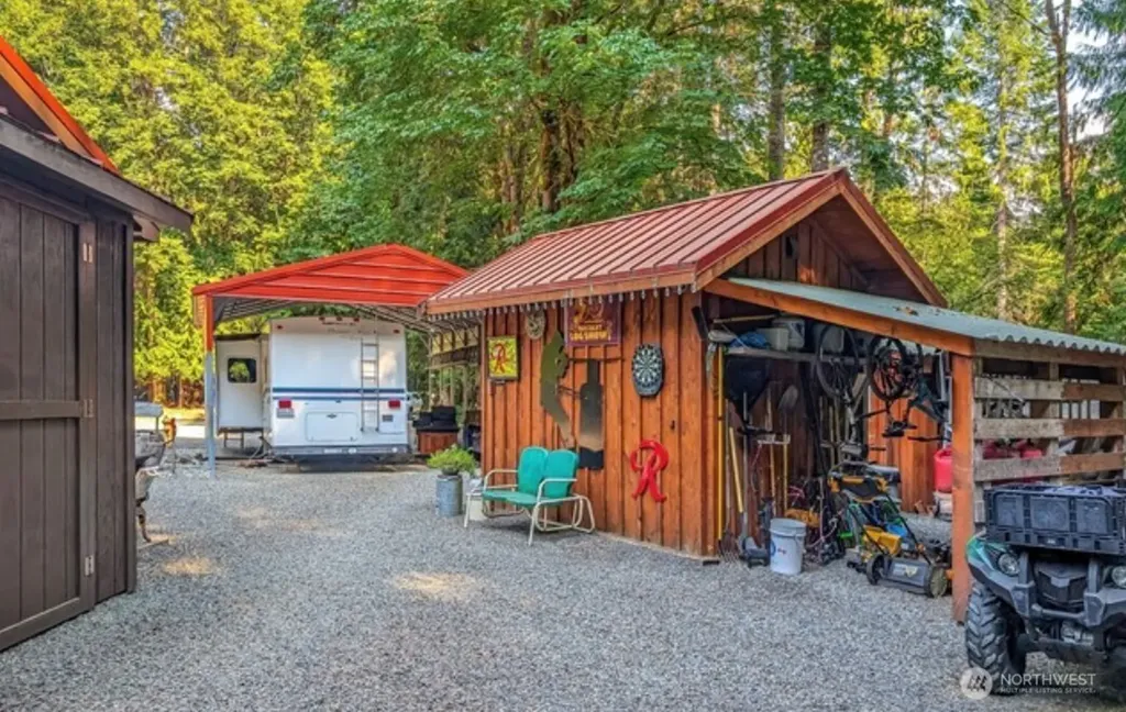 129 Cougar Drive Packwood WA 98361