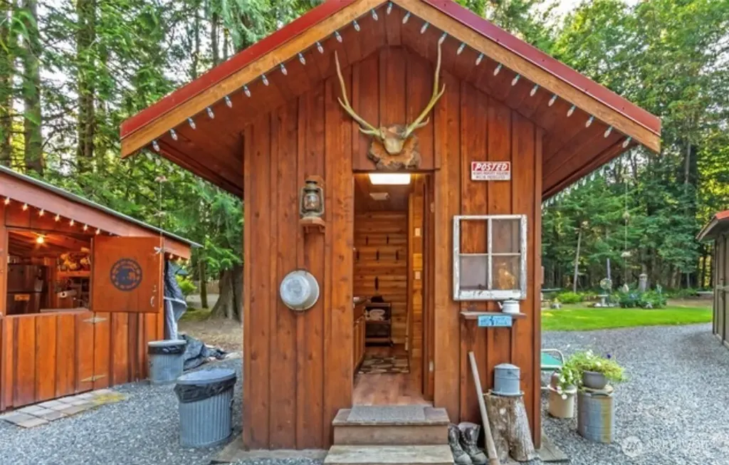 129 Cougar Drive Packwood WA 98361