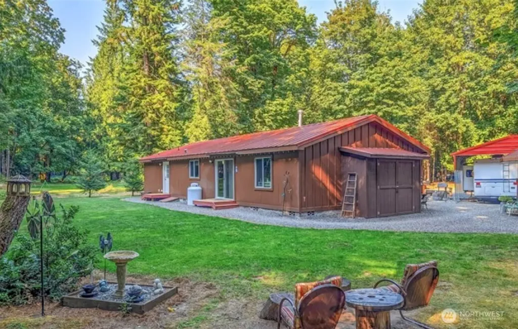 129 Cougar Drive Packwood WA 98361