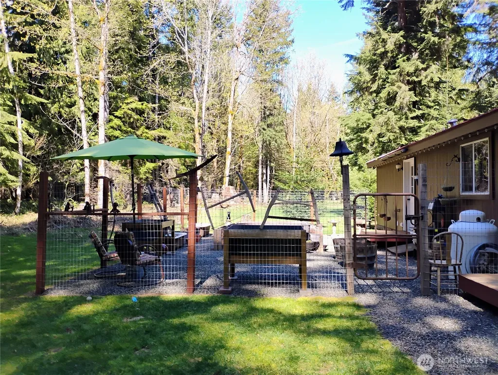 129 Cougar Drive Packwood WA 98361