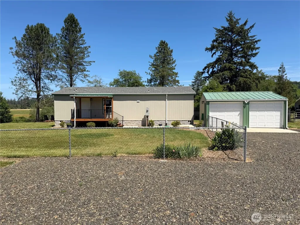 1331 Dolan St. Street Raymond WA 98577
