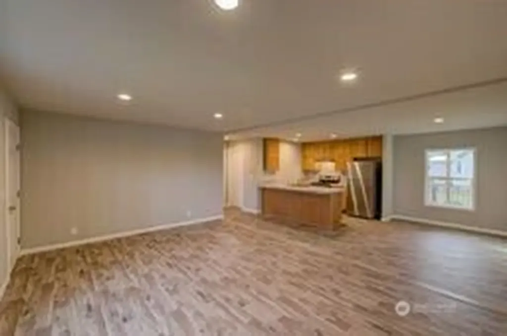 1331 Dolan St. Street Raymond WA 98577