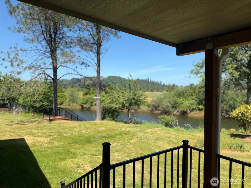 1331 Dolan St. Street Raymond WA 98577