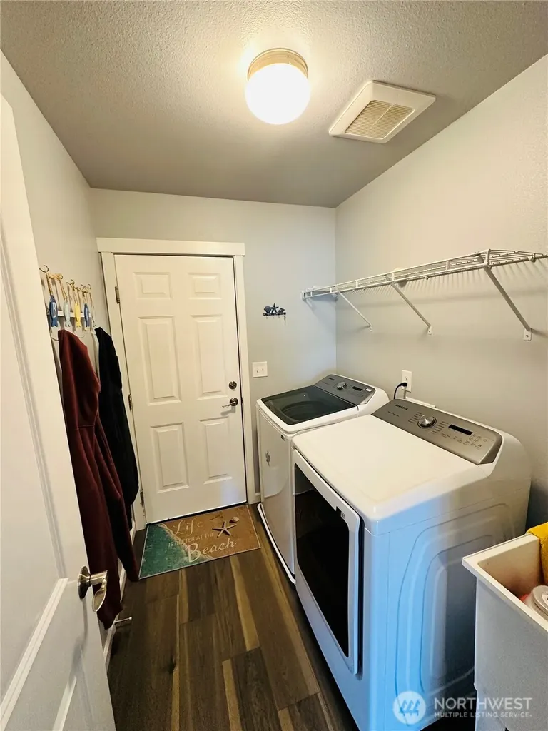401 Seashore Street SW Ocean Shores WA 98569