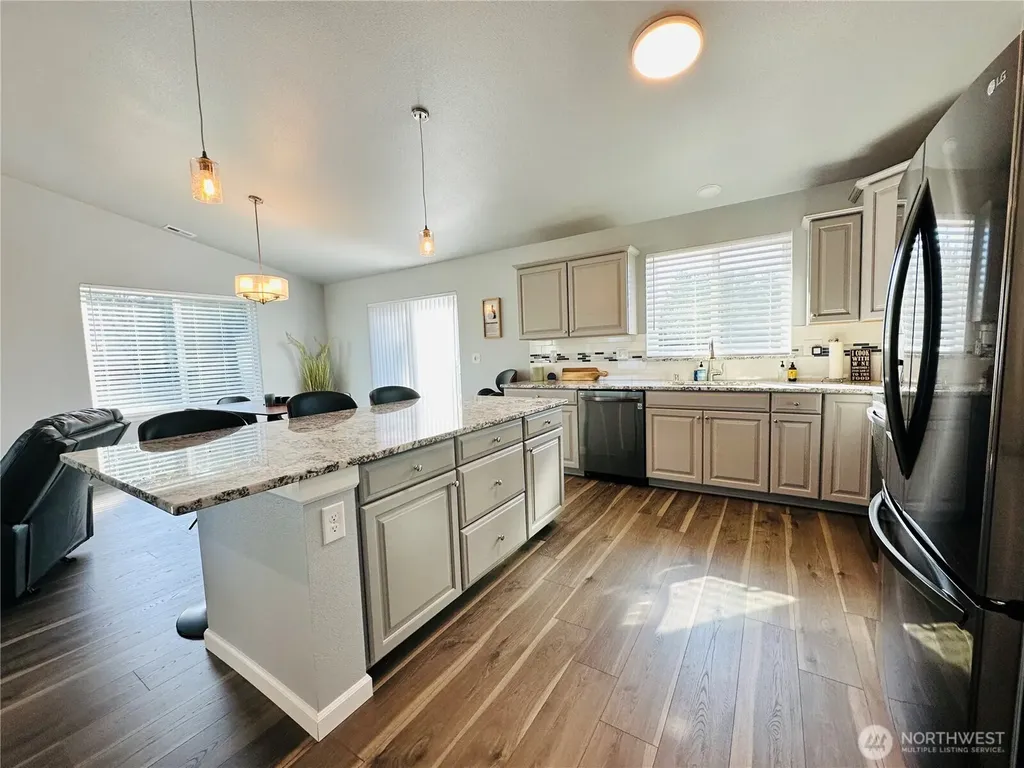 401 Seashore Street SW Ocean Shores WA 98569