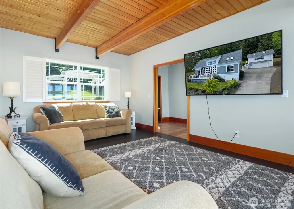 3530 W Sequim Bay Road Sequim WA 98382
