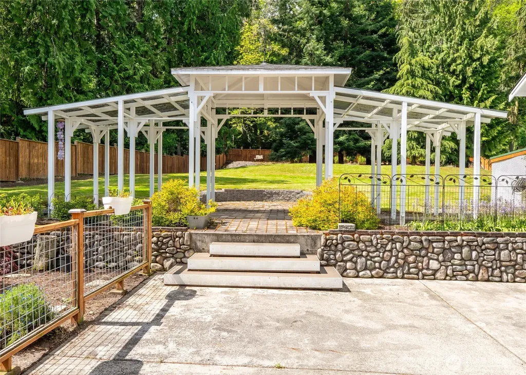 3530 W Sequim Bay Road Sequim WA 98382