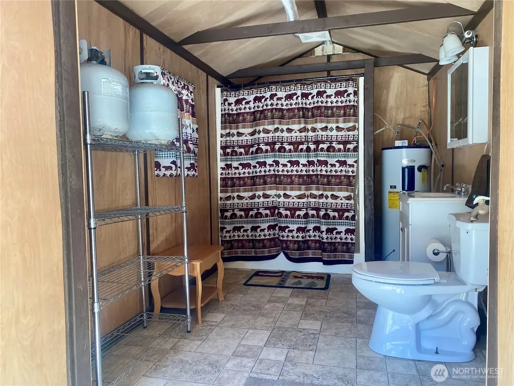 393 Tom & Nita Road Cle Elum WA 98922
