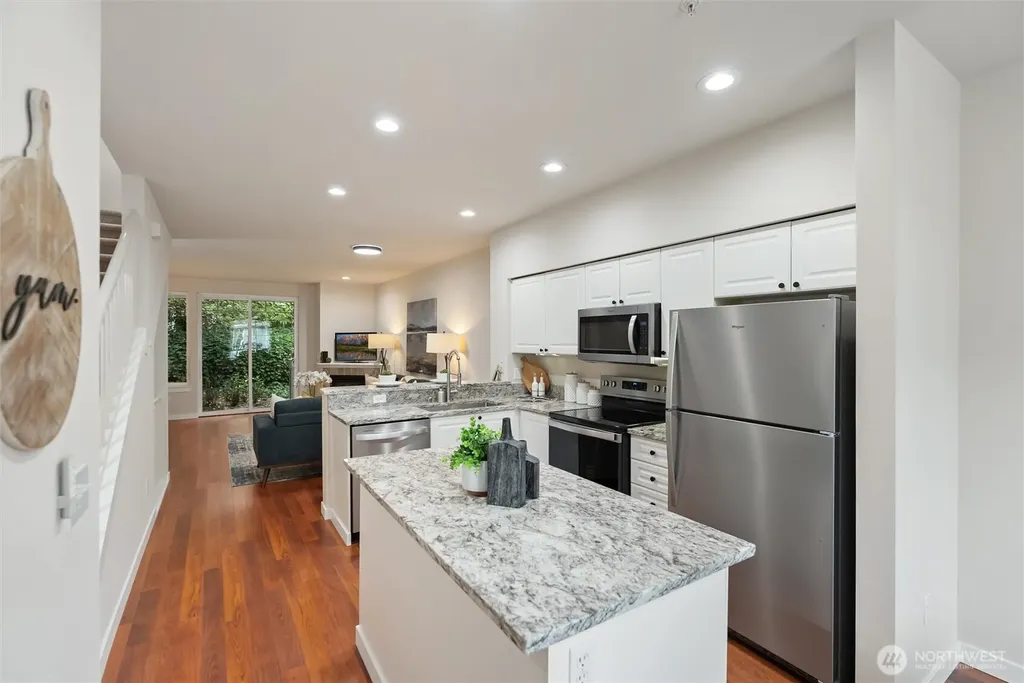 16125 Juanita-woodinville Way NE Bothell WA 98011
