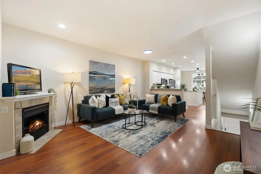 16125 Juanita-woodinville Way NE Bothell WA 98011