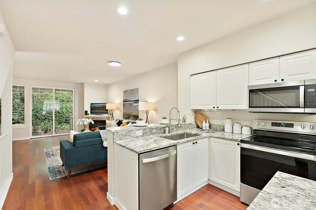 16125 Juanita-woodinville Way NE Bothell WA 98011