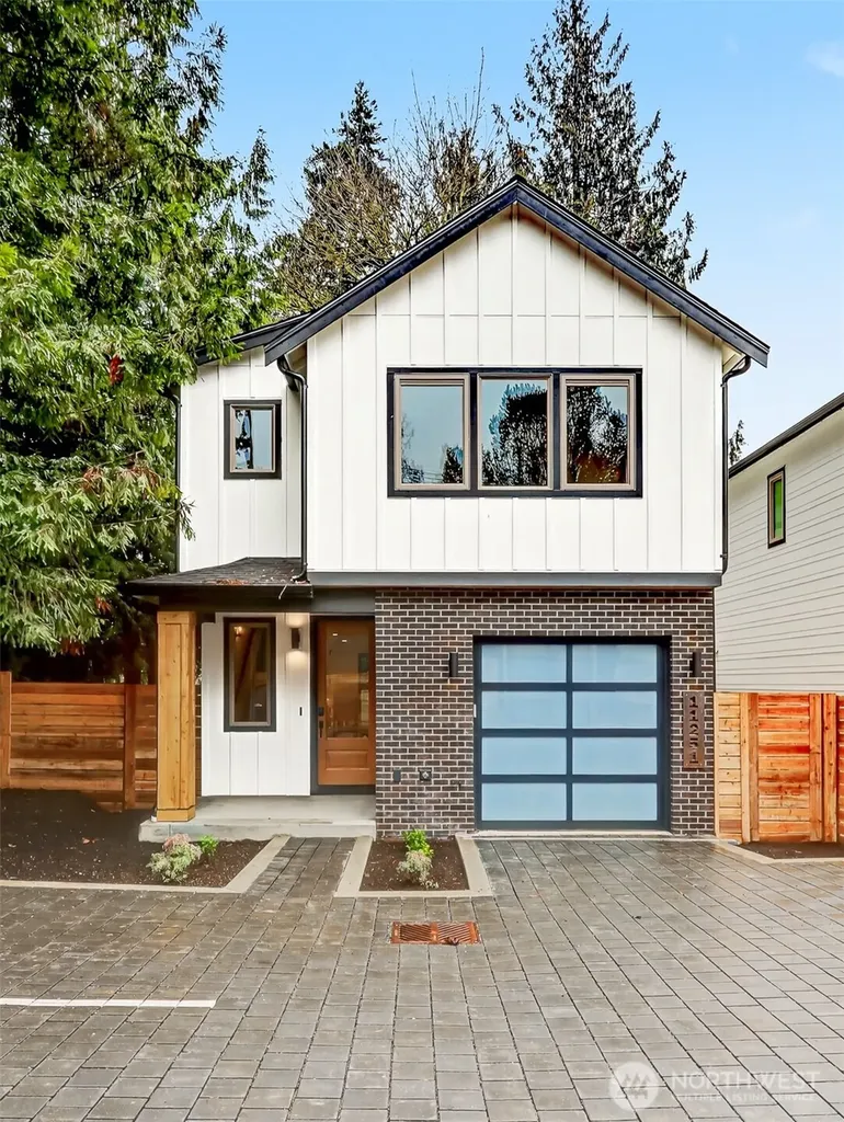 11251 108th Avenue NE Kirkland WA 98033