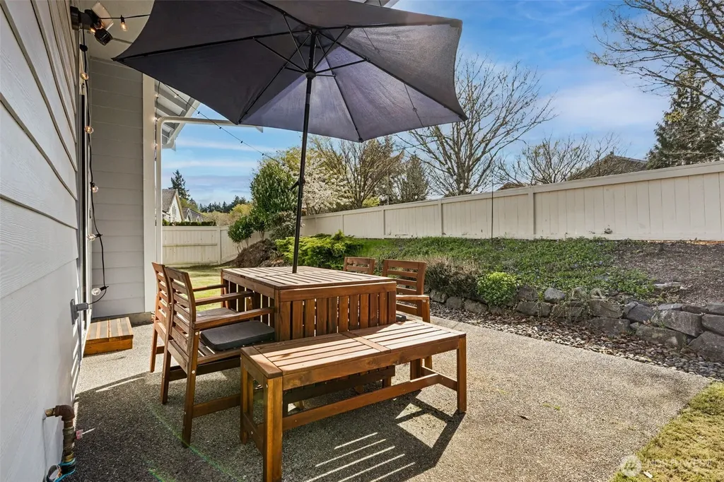 4209 Campus Green Drive NE Lacey WA 98516