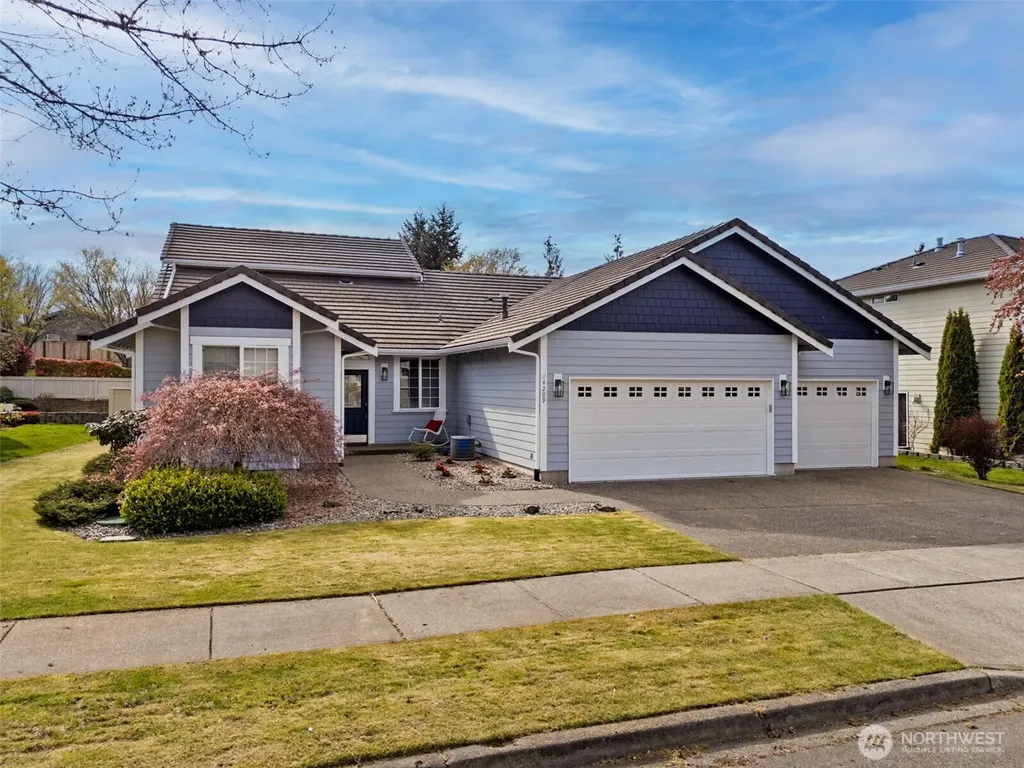4209 Campus Green Drive NE Lacey WA 98516