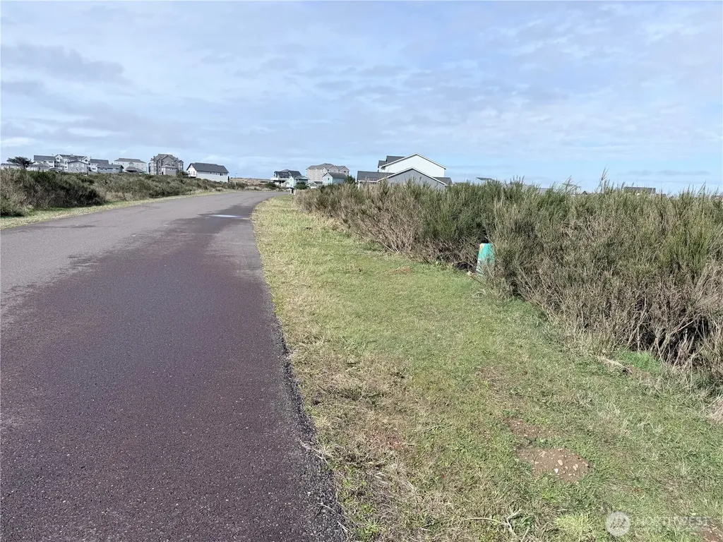 458 W Wind Street Ocean Shores WA 98569