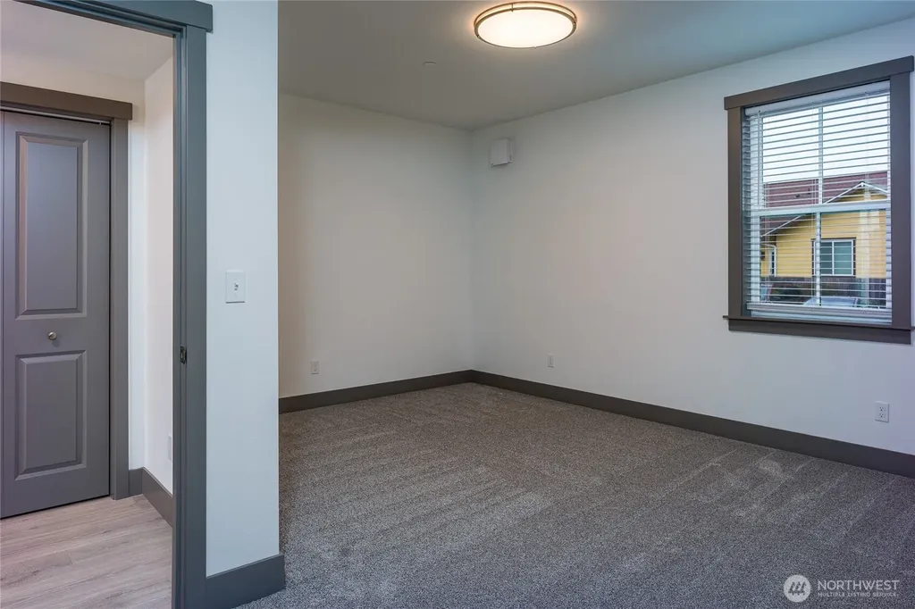 623 Morris Street La Conner WA 98257