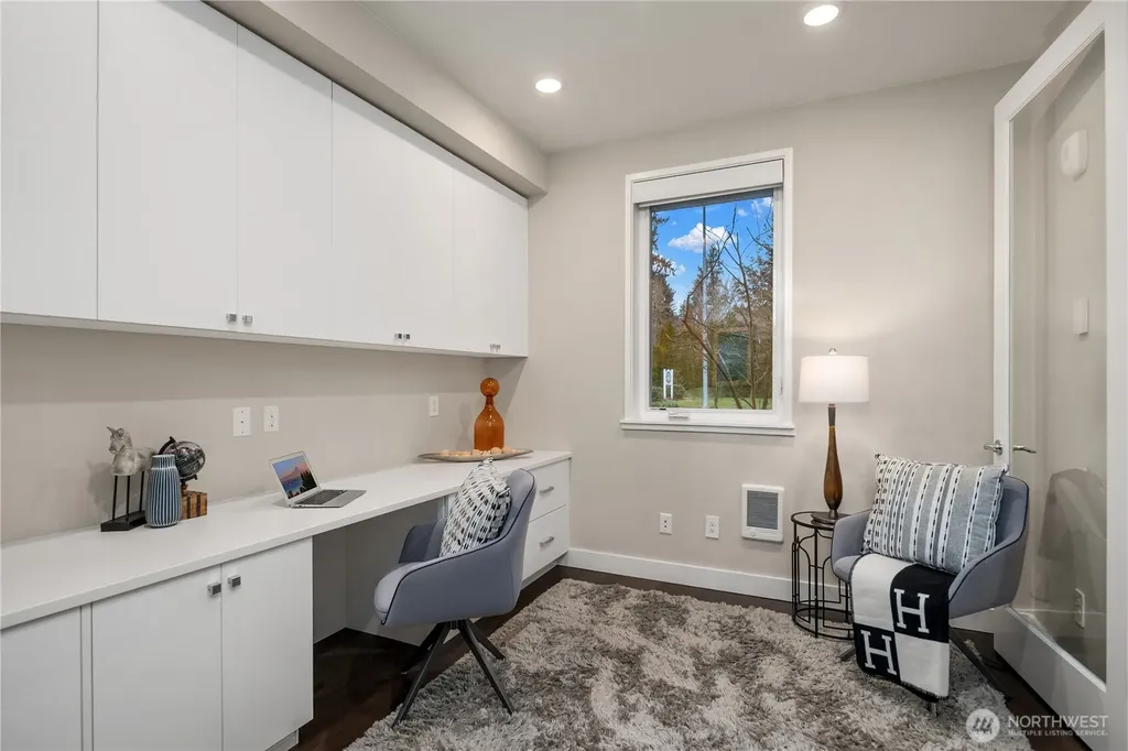 23121 NE 8th Street Sammamish WA 98074
