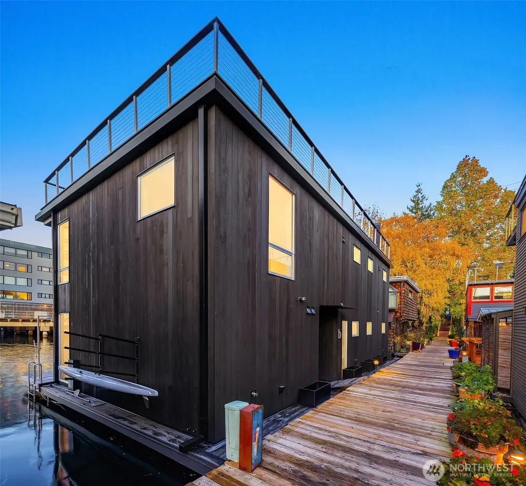 2241 Fairview Avenue E Seattle WA 98102
