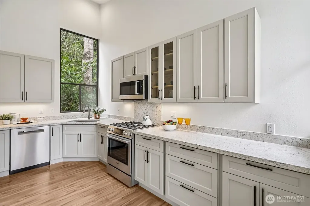 1220 80th Place NE Medina WA 98039