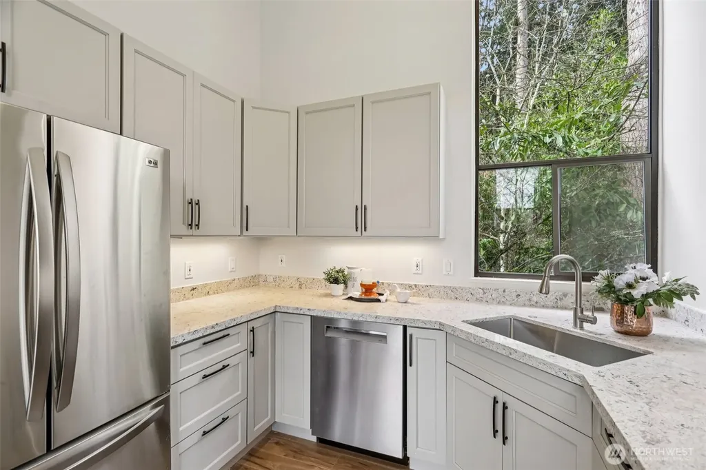 1220 80th Place NE Medina WA 98039