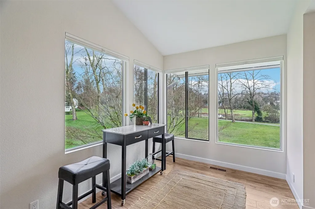 1220 80th Place NE Medina WA 98039
