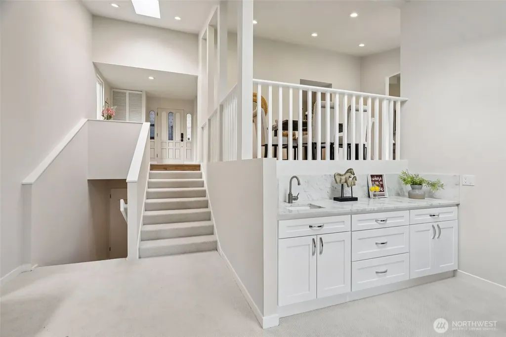 1220 80th Place NE Medina WA 98039