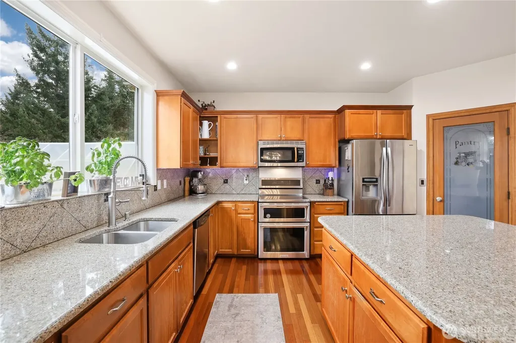 655 Joy Street Eatonville WA 98328