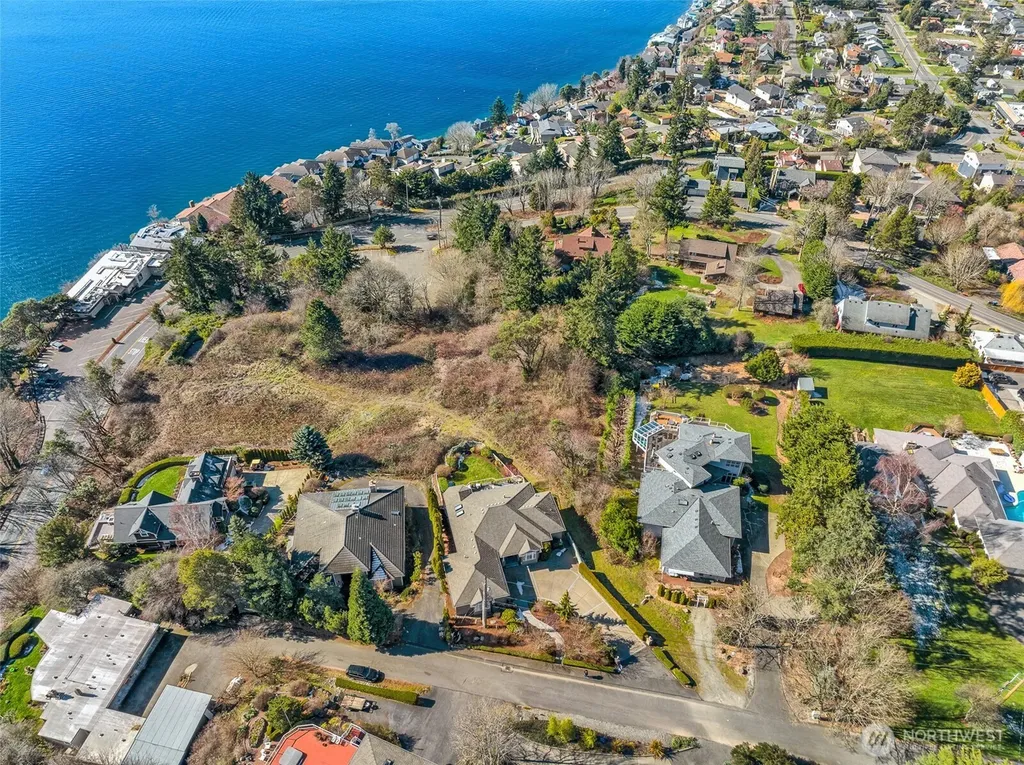 4520 Kennedy Road NE Tacoma WA 98422